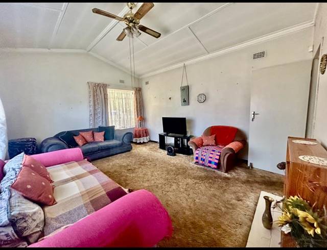 3 BEDROOM HOUSE FOR SALE IN VANDERBIJLPARK CW 5
